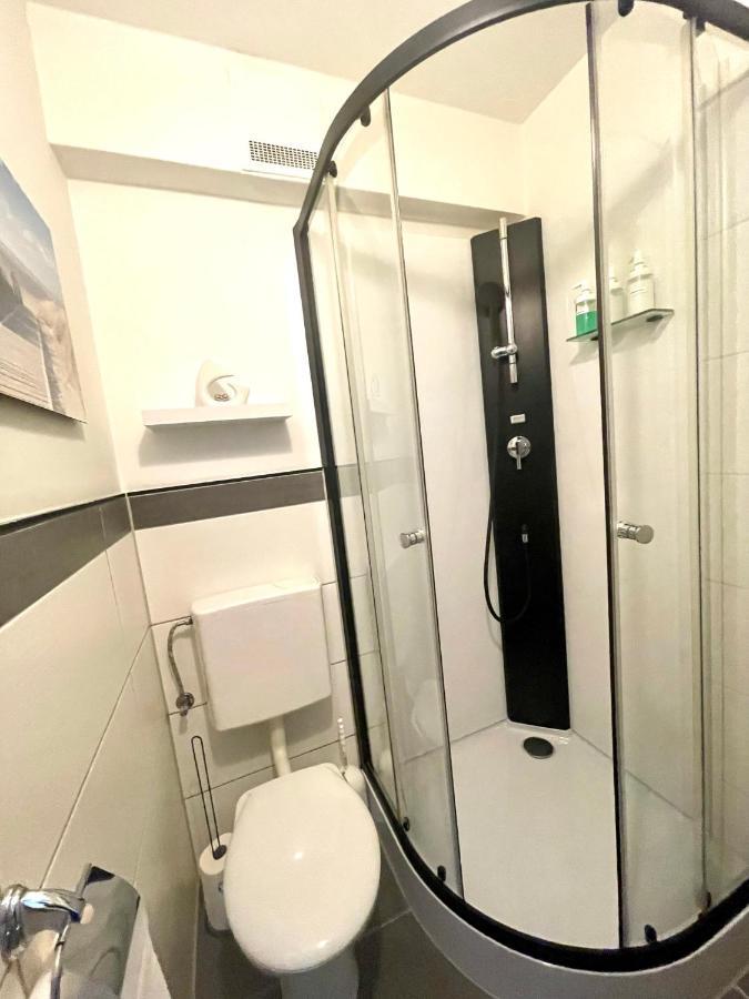 Pension Maier Villach Bagian luar foto