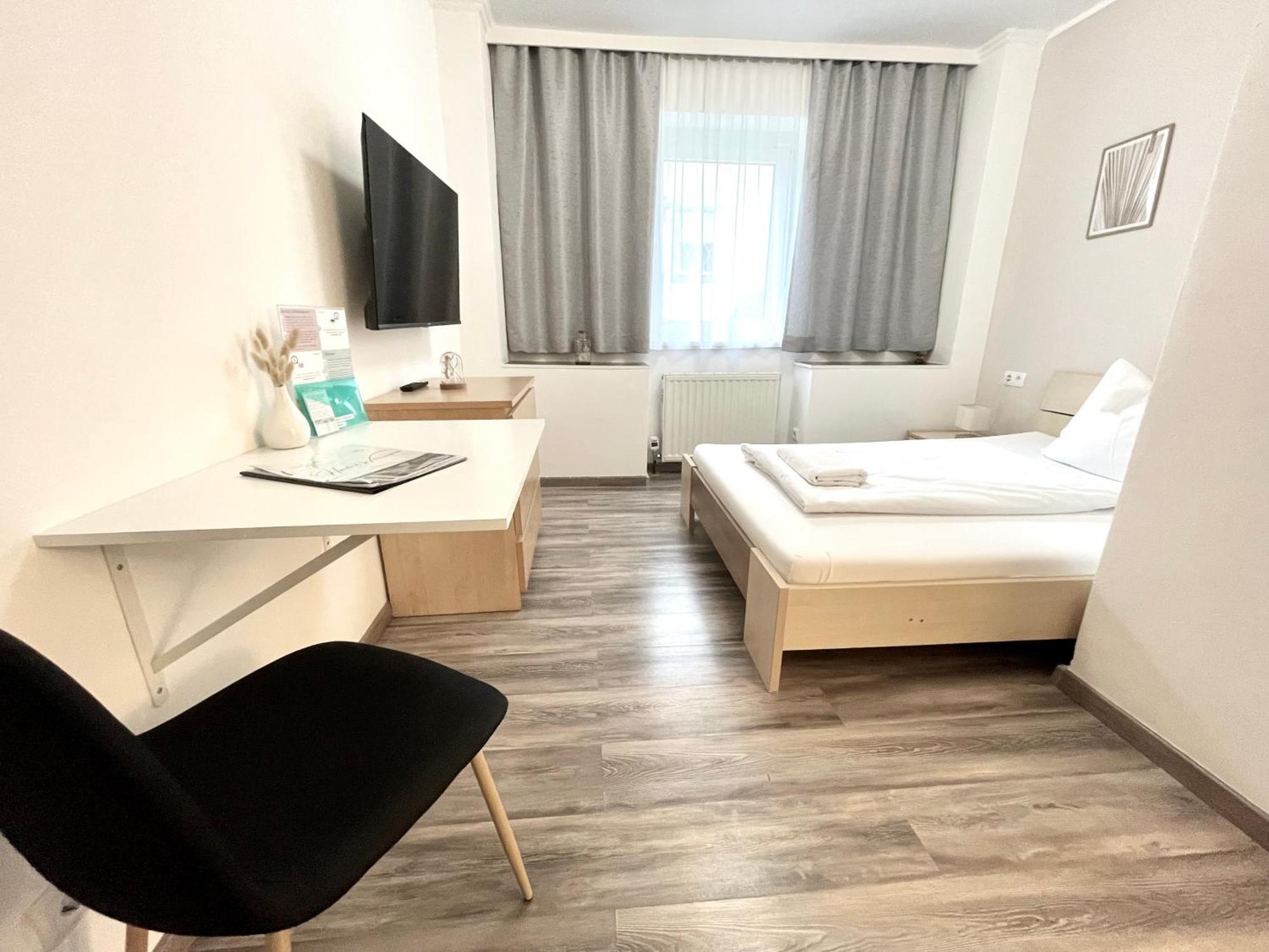 Pension Maier Villach Bagian luar foto
